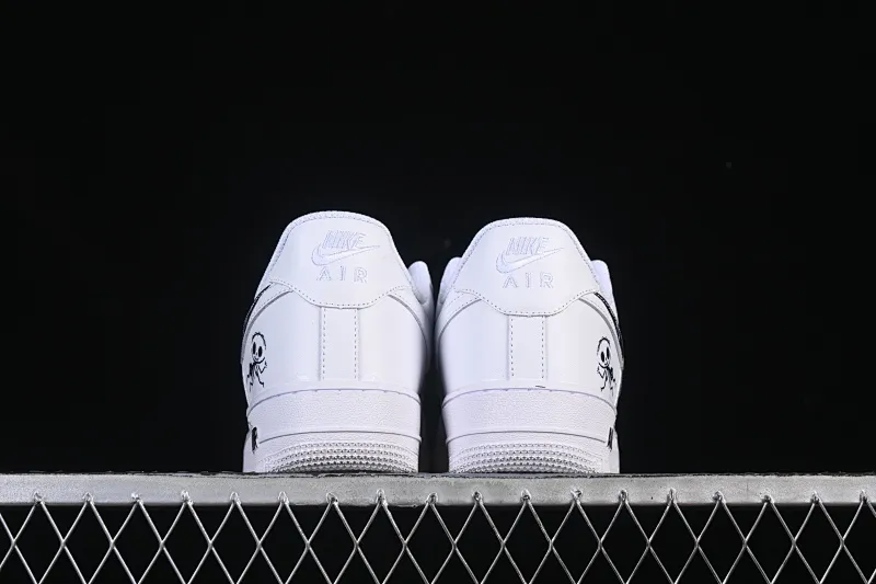 All categories Nk Air Force 1 Air Force series Nk Air Force 1 Low Air Force low-top Nike Air Force 1'07 Low Halloween theme Air Force 1 low-top casual sneakers FV5159-111